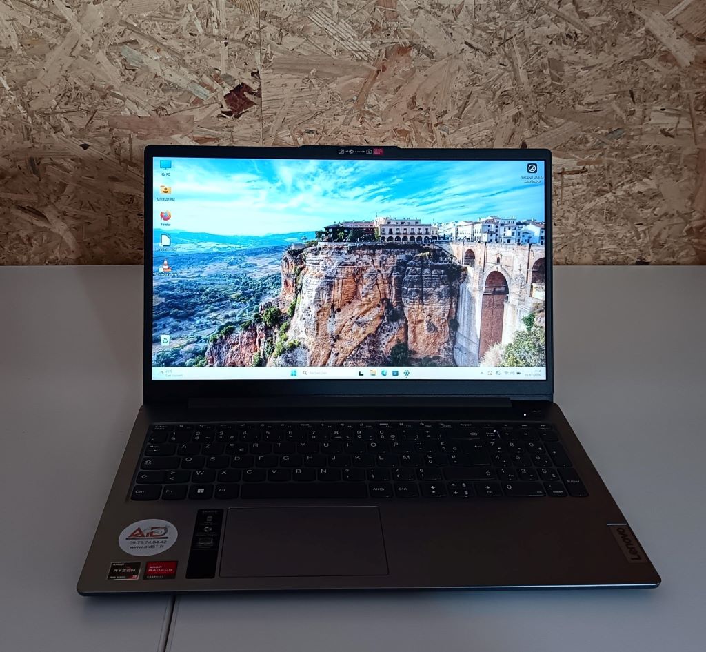 PC Portable Lenovo IdeaPad Slim 3